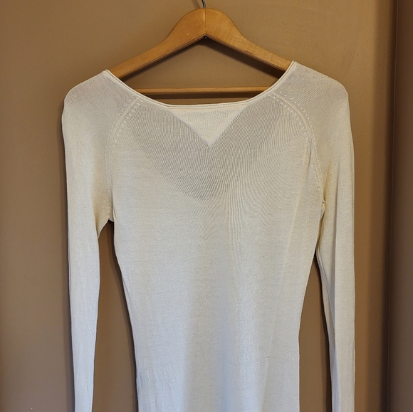 Tommy Hilfiger. Deep v-neck light silk knit sweater. Off white. M. - Picture 5 of 6